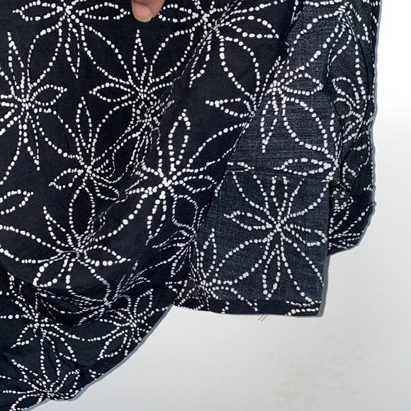 3/20🌟 Shimera NWT tie shoulder swim cover dot floral black/white size M - Picture 8 of 10